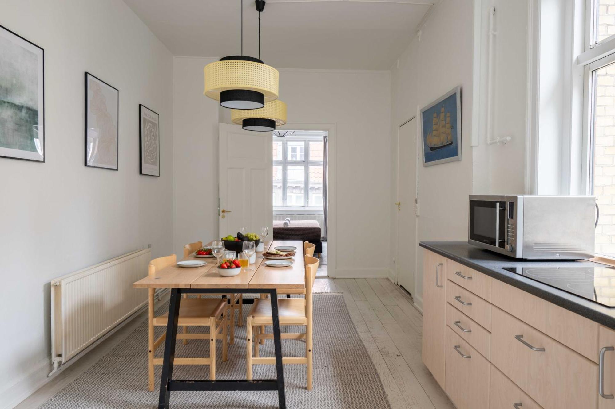 Super Central 2Br Apartment In Old Town Копенгаген Экстерьер фото